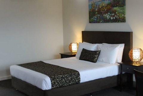 The Bay Motel - Safety Beach - Accommodation Whitsundays 6