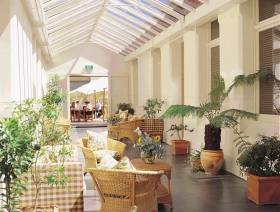AnsoniA On Lydiard - Accommodation Whitsundays 0