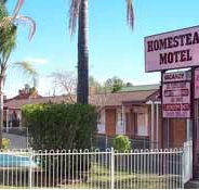 The Homestead Motor Inn - Accommodation Whitsundays