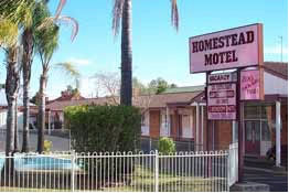 The Homestead Motor Inn - Accommodation Whitsundays 0