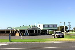 Schomberg Inn Hotel Motel - Accommodation Whitsundays 0