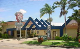 Hi Roller Motel - Accommodation Whitsundays 0