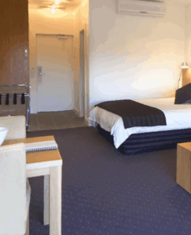 Hotel Sorrento - Accommodation Whitsundays 1
