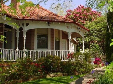 Llandrindod B And B - Accommodation Whitsundays 0