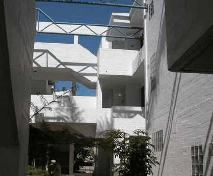 Cambridge Atrium - Accommodation Whitsundays 0