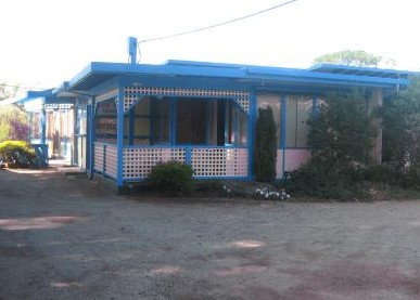 Copper Lantern Motel - Accommodation Whitsundays 0