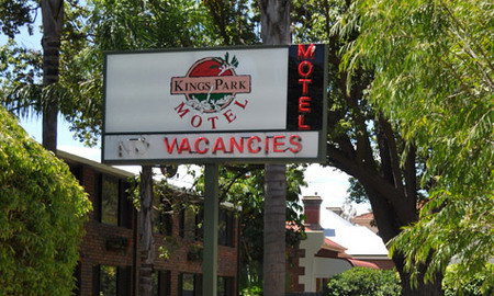 Kings Park Motel - Accommodation Whitsundays 0