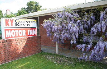 KY COUNTRY ROADS MOTOR INN - Accommodation Whitsundays 0