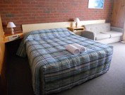 KY COUNTRY ROADS MOTOR INN - Accommodation Whitsundays 4