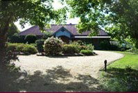 Monticello Countryhouse - Accommodation Whitsundays 0