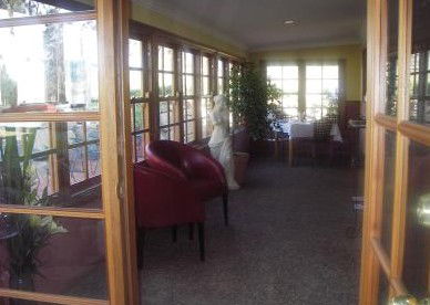 Hermitage Lodge - Accommodation Whitsundays 3