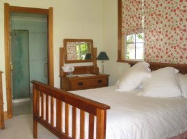 Munna B And B - Accommodation Whitsundays 0