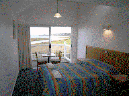 A Great Ocean View Motel - Accommodation Whitsundays 3