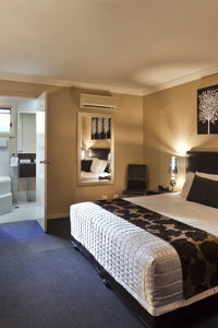 Ambassador On Ruthven - Toowoomba - Accommodation Whitsundays 1