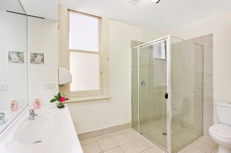 Cambridge Lodge - Accommodation Whitsundays 3