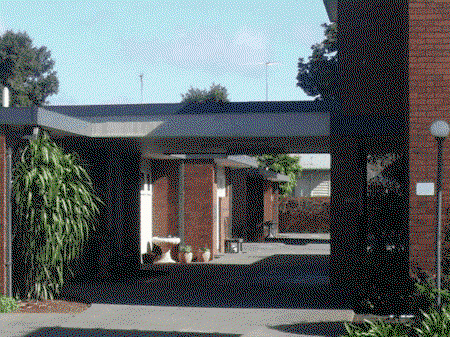 Kardinia Park Motel - Accommodation Whitsundays 1