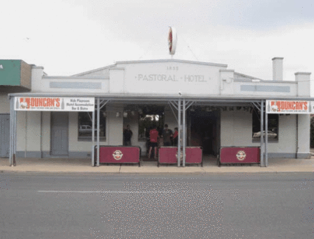 Pastoral Hotel - Accommodation Whitsundays