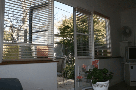 Quinton House - Accommodation Whitsundays 2