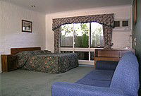 Snowgum Motel - Accommodation Whitsundays 1