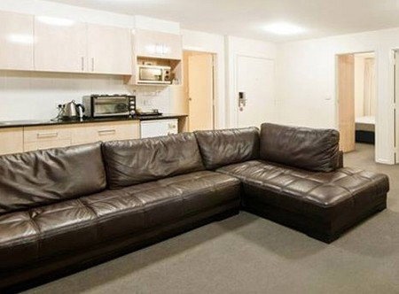 The Statesman Hotel - Accommodation Whitsundays 0