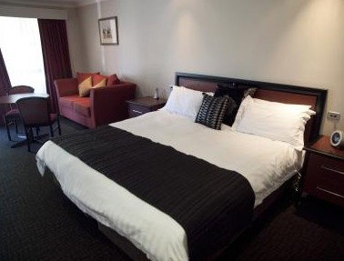 Best Western Plus All Settlers Motor Inn - Accommodation Whitsundays 0