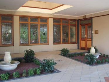 Best Western Plus All Settlers Motor Inn - Accommodation Whitsundays 1