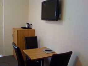 3 Sisters Motel - Accommodation Whitsundays 2