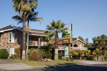 Gosford Palms Motor Inn - Accommodation Whitsundays 0