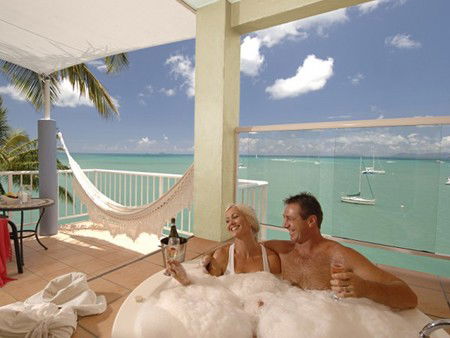 Coral Sea Resort - Accommodation Whitsundays 1
