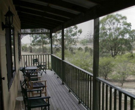Glen Ayr Cottages - Accommodation Whitsundays 2