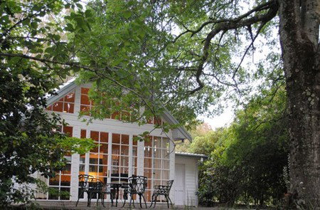 Bygone Beautys Cottages - Accommodation Whitsundays 1