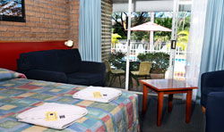 Aquajet Motel - Accommodation Whitsundays 2