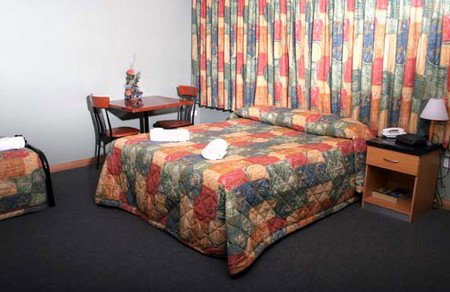Banksia Motel - Accommodation Whitsundays 0