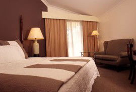 Tallawanta Lodge - Accommodation Whitsundays 0