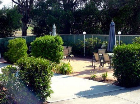 Branxton House Motel - Accommodation Whitsundays 4