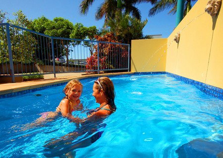 Caribbean Motel - Accommodation Whitsundays 0