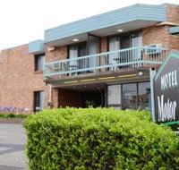 Motel 10 Motor Inn - Accommodation Whitsundays