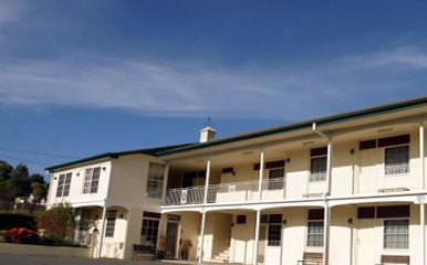 Colonial Lodge Motor Inn - Accommodation Whitsundays 5