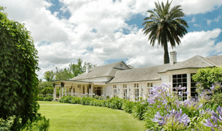 Chateau Yering Historic House Hotel - Accommodation Whitsundays 0