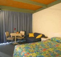 Kingfisher Motel - Accommodation Whitsundays