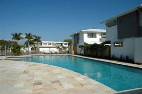 Coolum Villas - Accommodation Whitsundays 0