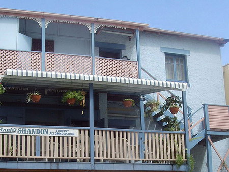 Annies Shandon Inn - Accommodation Whitsundays 0