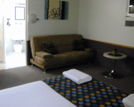 Rockhampton Court Motor Inn - Accommodation Whitsundays 2