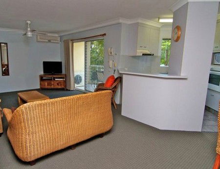 Paradise Grove Holiday Apartments - Accommodation Whitsundays 2