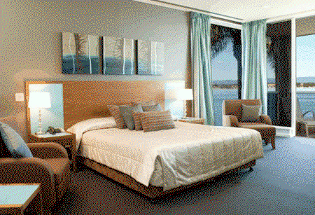 Main Beach QLD Accommodation Whitsundays