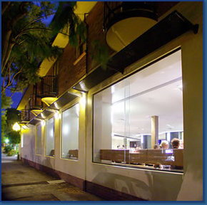 The Manly Hotel - Accommodation Whitsundays 2