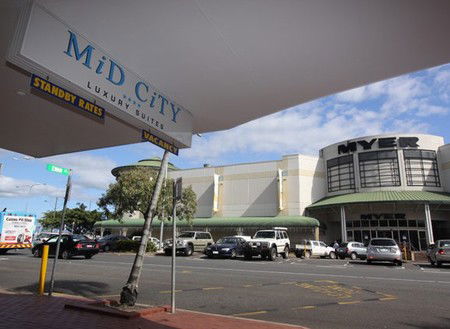 Mid City Luxury Suites - Accommodation Whitsundays 0
