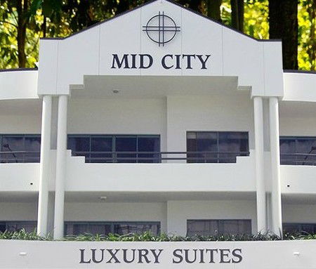 Mid City Luxury Suites - Accommodation Whitsundays 4