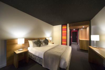 Jasper Hotel - Accommodation Whitsundays 2