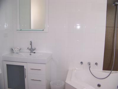 Anchorage At Victor Harbour Seafront Hotel - Accommodation Whitsundays 3
